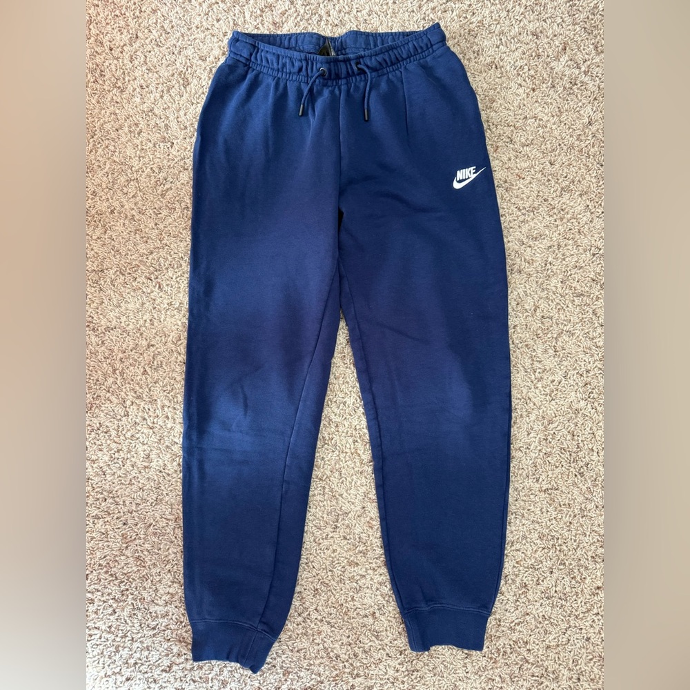 Nike Women’s Navy Joggers